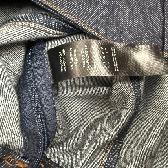 White House Black Market Denim Midi Pencil Skirt Women's Size 6 Dark Wash Pencil - Picture 8 of 8